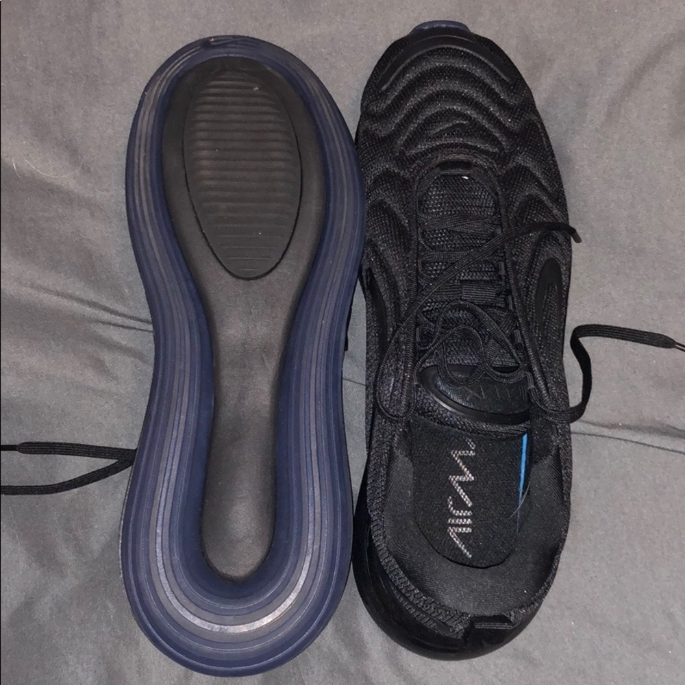 BRAND NEW NIKE AIRMAX tennis shoes - Picture 3 of 4